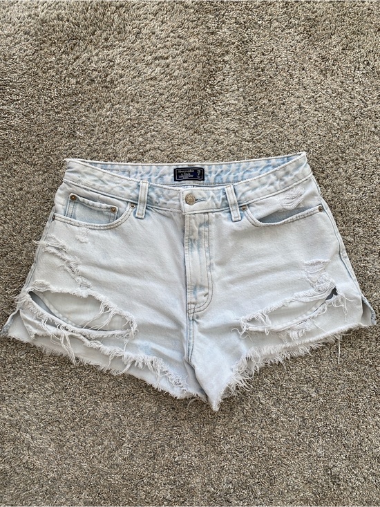 Abercrombie & Fitch Pants - Abercrombie& Fitch Light Wash Annie High Rise Denim Shorts 29/8